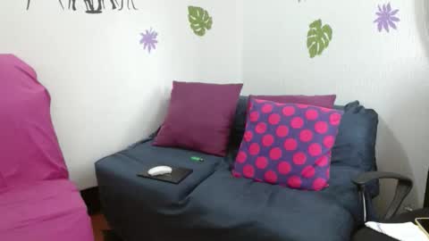 Nayely and Angel online show from April 28, 2:21 pm