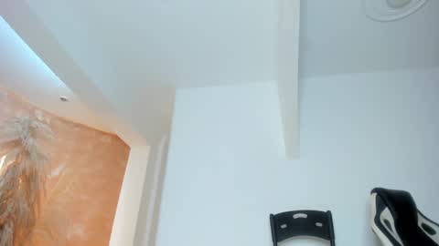 ANGEL online show from December 18, 2:21 am