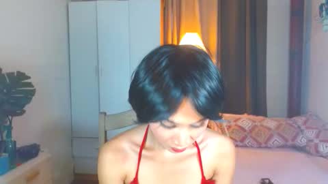 Snapshot of angela_mccollins chatting on October 14, 4:04 am angela online show from October 14, 4:04 am