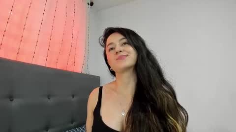 Snapshot of angela_nix chatting on February 15, 6:44 pm angela_nix online show from February 15, 6:44 pm