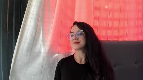 Snapshot of angela_nix chatting on September 20, 5:05 pm angela_nix online show from September 20, 5:05 pm