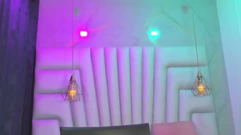 ANGELA online show from April 16, 12:05 pm