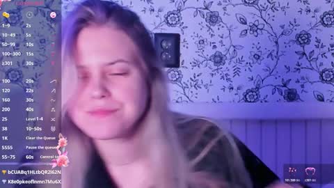 Darsi Anty online show from March 5, 3:32 pm