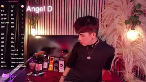 Angel dust online show from March 1, 3:11 am