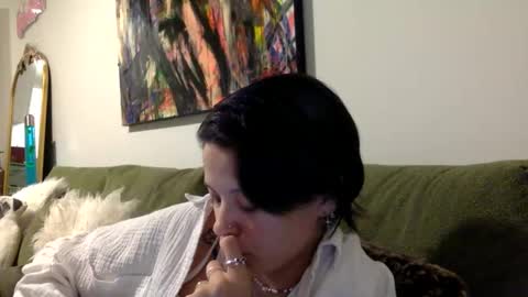 angelia01m online show from November 18, 12:24 am