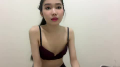 angelic_slutt online show from June 13, 12:04 pm