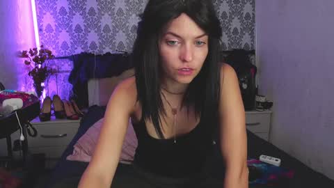 Angelika Rouge online show from October 9, 3:17 pm