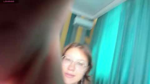 AngelinaLow online show from September 15, 11:44 am