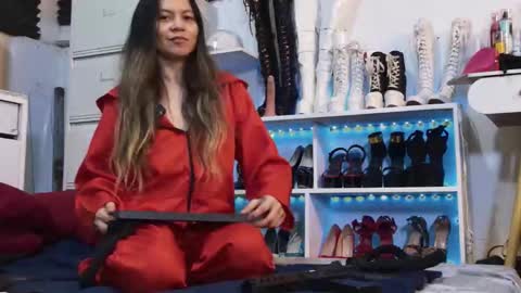 Angel online show from November 1, 1:10 pm