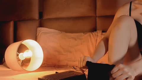 angelinepossy online show from January 18, 10:30 pm