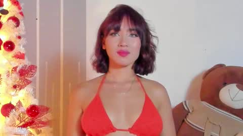 Angelique Murphy online show from December 15, 6:42 am