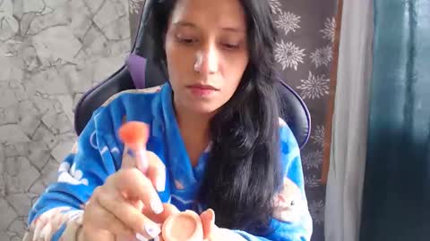 angela online show from March 31, 3:56 pm