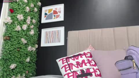 angel online show from March 9, 7:48 pm