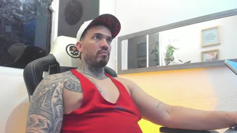 angellatino0 online show from February 7, 8:22 am