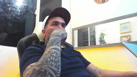 angellatino0 online show from February 4, 5:53 am