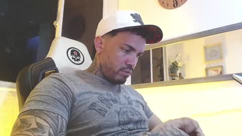 angellatino0 online show from February 24, 3:02 am