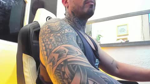 angellatino0 online show from February 3, 4:25 am