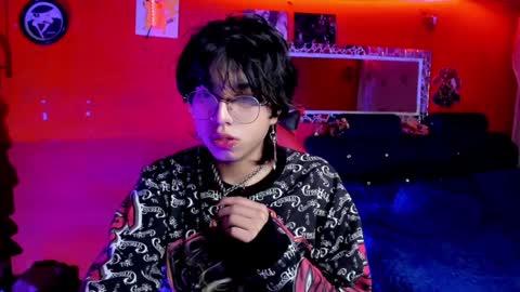 Snapshot of angellonfire chatting on January 14, 4:04 am Angel  online show from January 14, 4:04 am