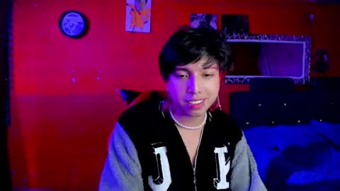 Snapshot of angellonfire chatting on March 4, 9:18 am Angel  online show from March 4, 9:18 am