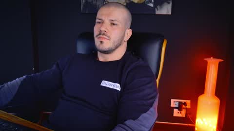 Snapshot of angeloeric chatting on February 14, 2:33 pm BlackWolf online show from February 14, 2:33 pm