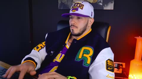 Snapshot of angeloeric chatting on February 7, 11:01 am BlackWolf online show from February 7, 11:01 am