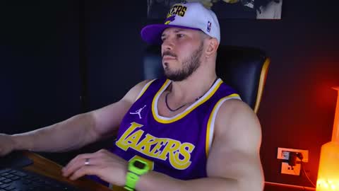 Snapshot of angeloeric chatting on February 3, 4:52 pm BlackWolf online show from February 3, 4:52 pm