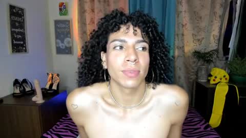 angelwhitte online show from May 14, 1:15 am