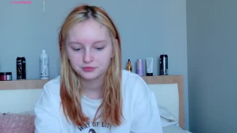 angelwise online show from August 7, 3:05 am