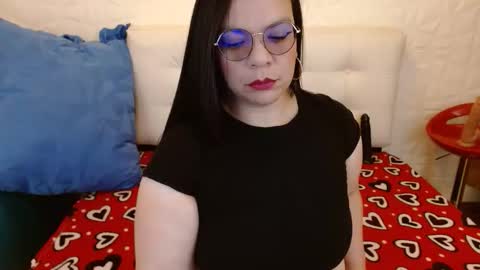 Angie online show from February 9, 3:59 pm