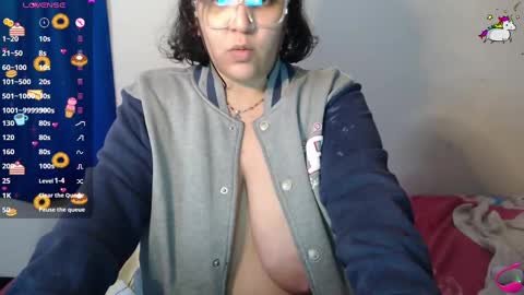 Angie Moon   Subscribe   online show from February 7, 9:04 pm