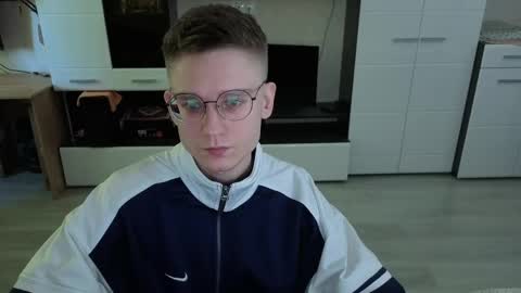 vodka online show from May 5, 8:31 am