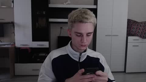 vodka online show from March 12, 6:40 am