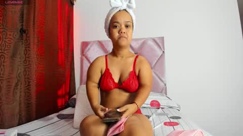 Snapshot of anierey chatting on September 10, 11:22 am anierey online show from September 10, 11:22 am