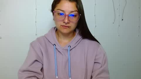 Valeri Villalobos   online show from February 5, 11:55 am