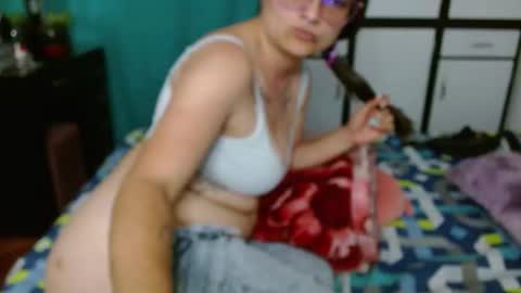 Valeri Villalobos   online show from January 21, 1:50 am