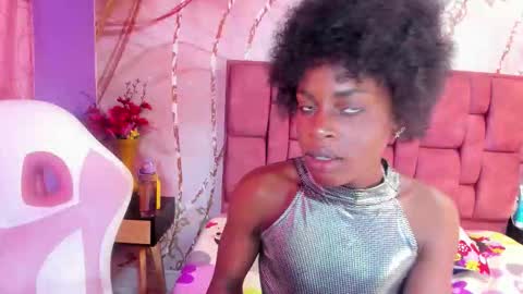 anisha_zambrano online show from December 18, 3:07 pm