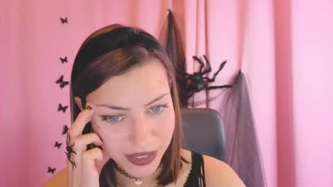 Anni online show from November 1, 4:28 pm