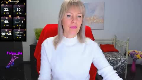 Anita online show from December 2, 7:18 am