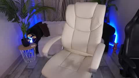 Anita online show from March 18, 7:25 am