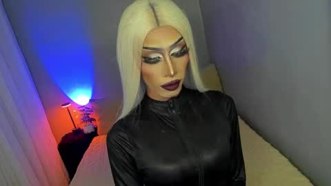 Miss Ann online show from October 3, 1:15 am