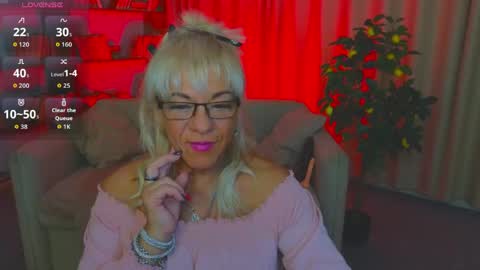 Anita online show from April 20, 9:45 am