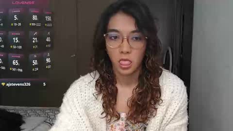 Anna online show from October 6, 3:30 pm