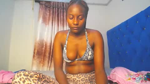 anna kinky1 online show from April 3, 9:11 pm