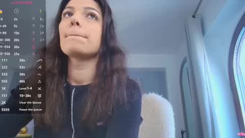 Anna online show from March 4, 9:06 am