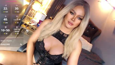 Miss Anna online show from May 26, 1:01 am