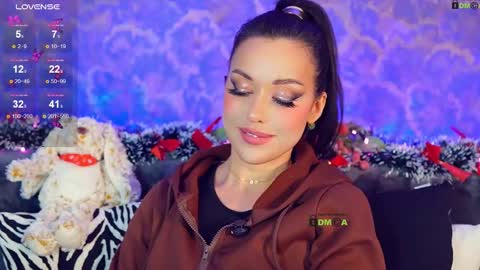 AnnaConda online show from January 6, 7:51 pm