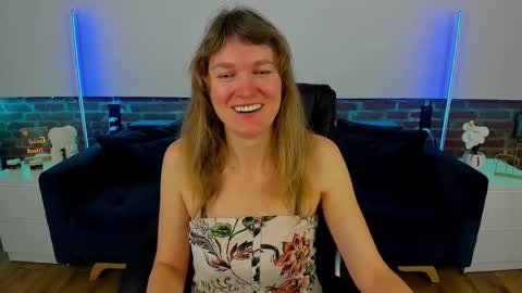 Annabel online show from February 26, 6:55 pm