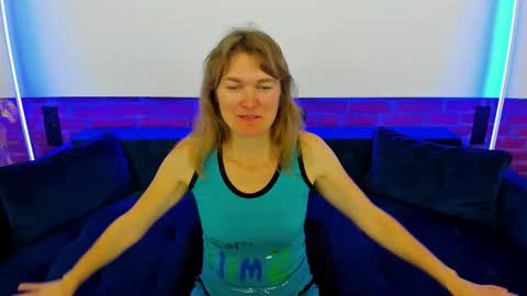 Annabel online show from November 23, 6:55 am