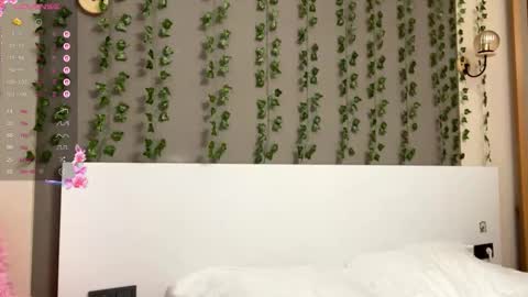 Aya  online show from December 19, 11:49 am