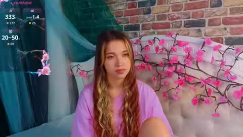 Anna online show from June 17, 8:52 am